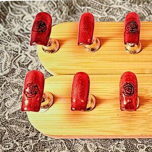 Crimson Rose – Medium Square Set Press on Nails 🌹